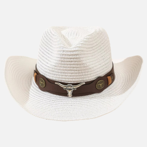 Chapeau de paille cowboy femme blanc avec bande marron, tête de taureau longhorn en métal et deux médaillons